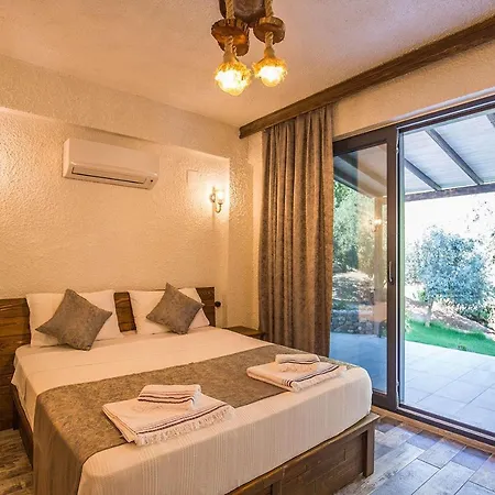 Keyf Inlice, 4 Bedroom, Large Pool And Fully Pricacy Garden And Pool * Inlice