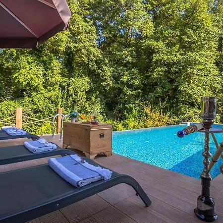 Keyf Inlice, 4 Bedroom, Large Pool And Fully Pricacy Garden And Pool Inlice